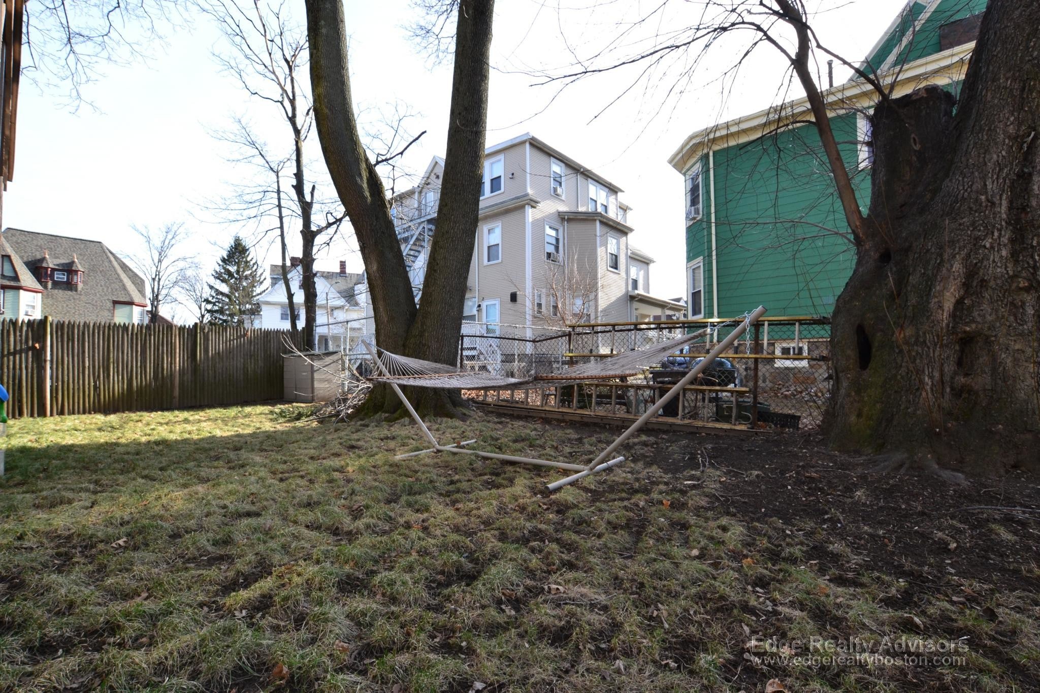 Building Photo - 45 Pratt St