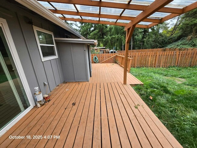 Building Photo - 3870 SW 144th Ave