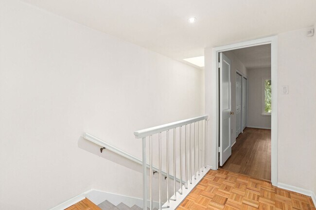 Building Photo - ALAMO HEIGHTS  |  TOWNHOME  |  REMODELED  ...