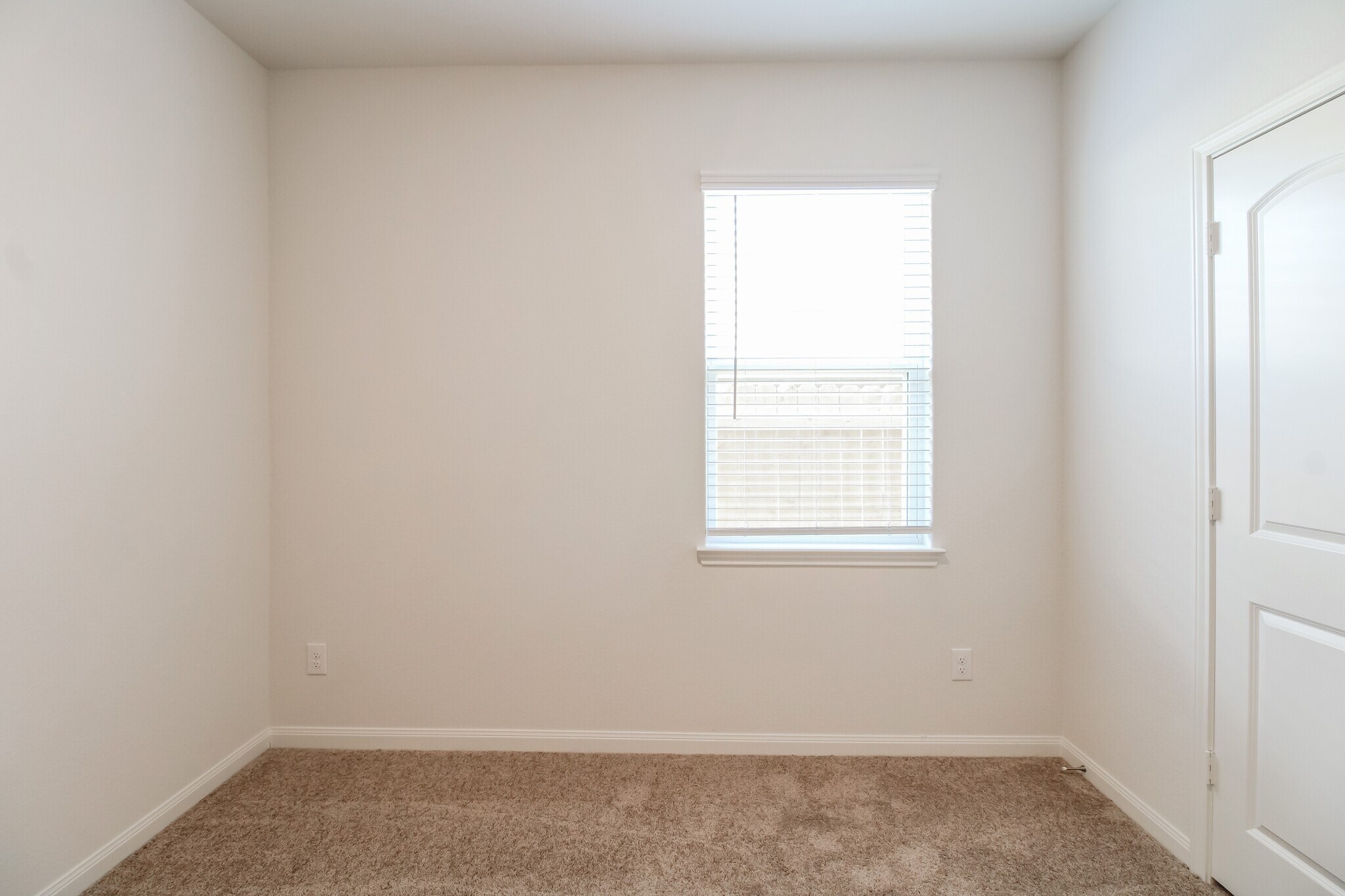 Building Photo - 26701 Frost Dr