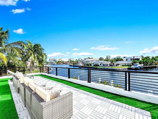 Building Photo - 2628 SE 10th St