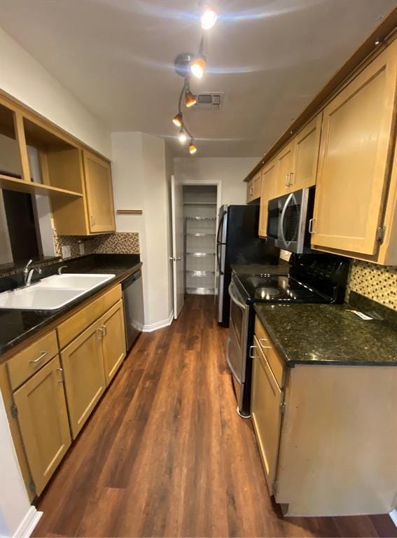 Building Photo - 2906 West Ave