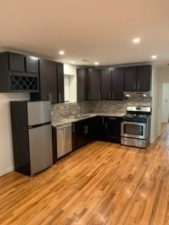 Building Photo - 1634 N Winchester Ave