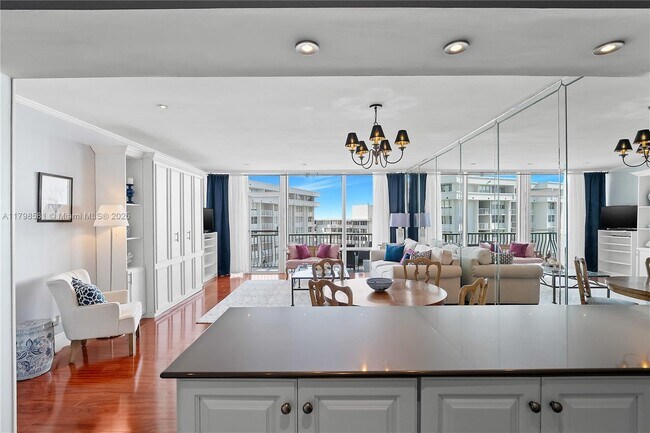 Building Photo - 1408 Brickell Bay Dr