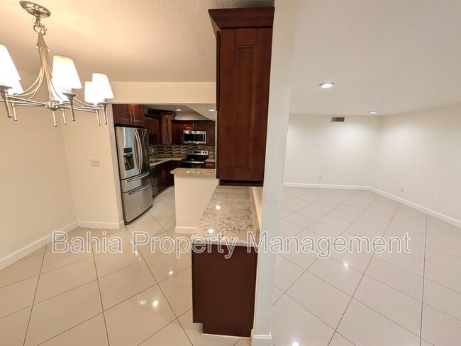 Building Photo - 7512 Dolonita Dr