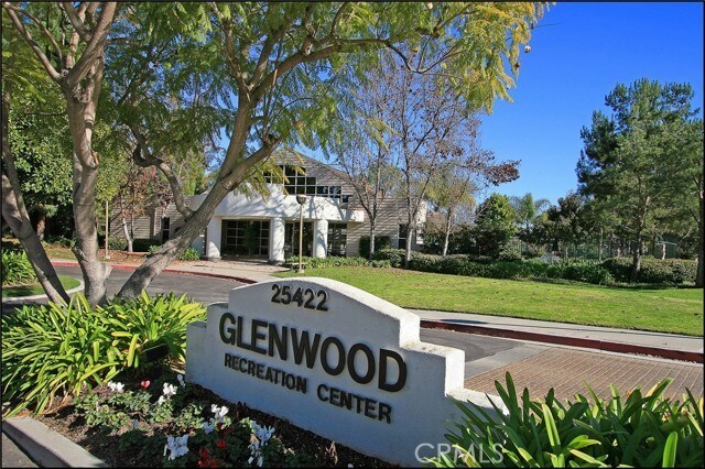 Building Photo - 34 Rainwood