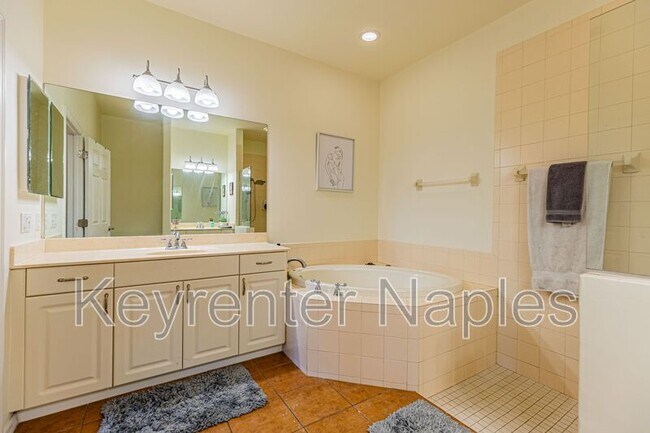 Building Photo - 12862 Carrington Cir