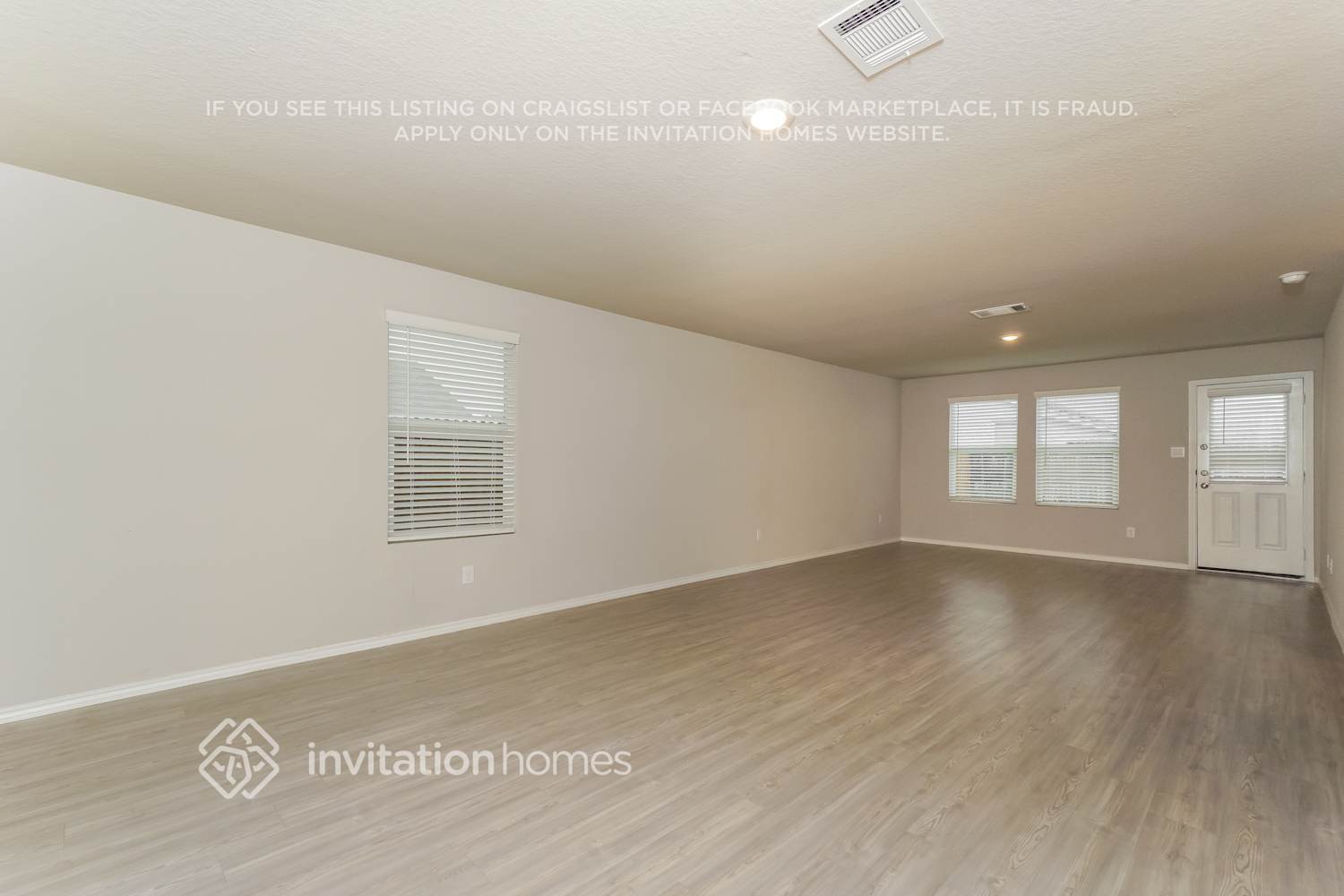 Building Photo - 10627 Varmus Dr