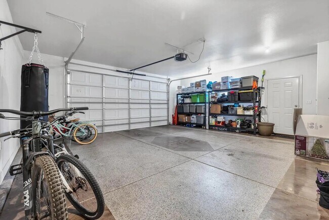 Building Photo - 2369 E 350 N