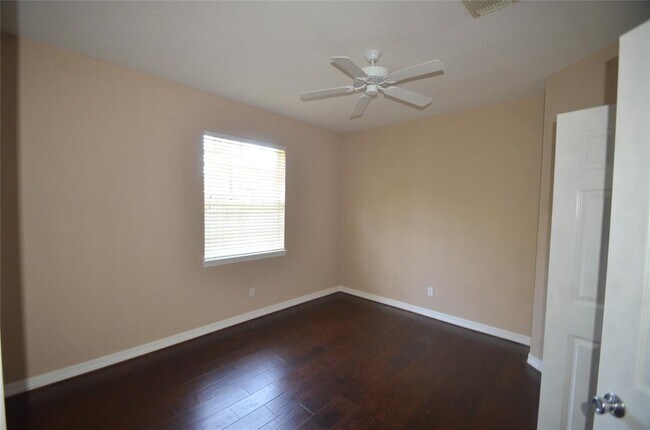 Building Photo - 13430 Missarah Ln