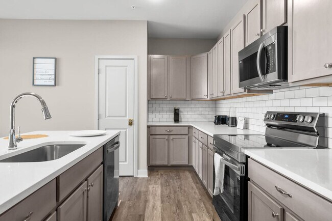 Building Photo - 3366 Firethorn Drive