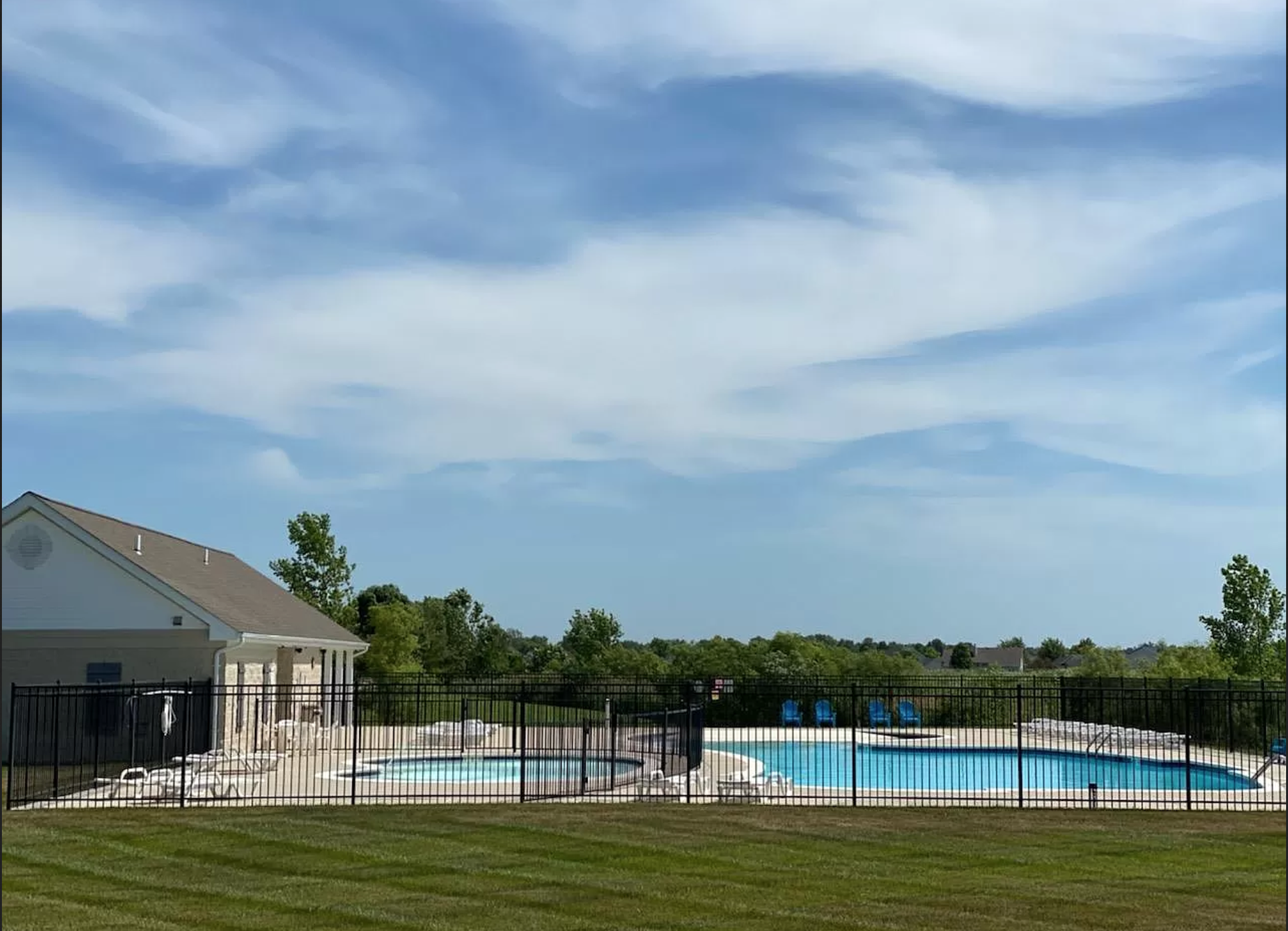 Community Pool - 709 Tower Grove Dr