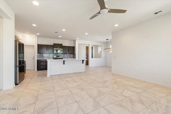 Building Photo - 7778 E Lavender Loop