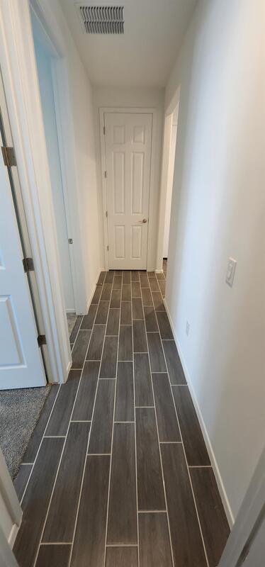 Building Photo - 7822 S Wolf Creek Dr