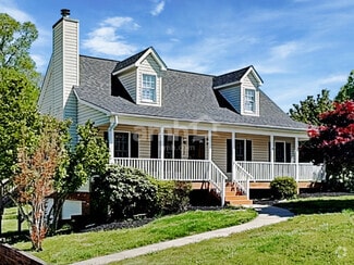 Building Photo - 272 Twin Creeks Rd
