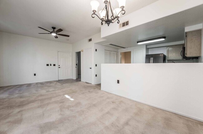 Building Photo - An eye-catching 2 Bedroom rental property ...