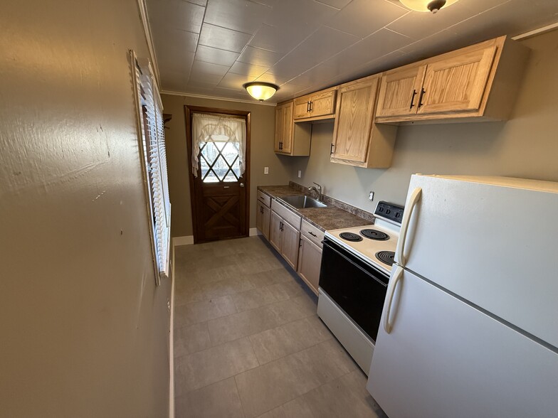 Building Photo - 125 S 7th St