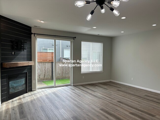 Building Photo - 21514 104th Street Ct E