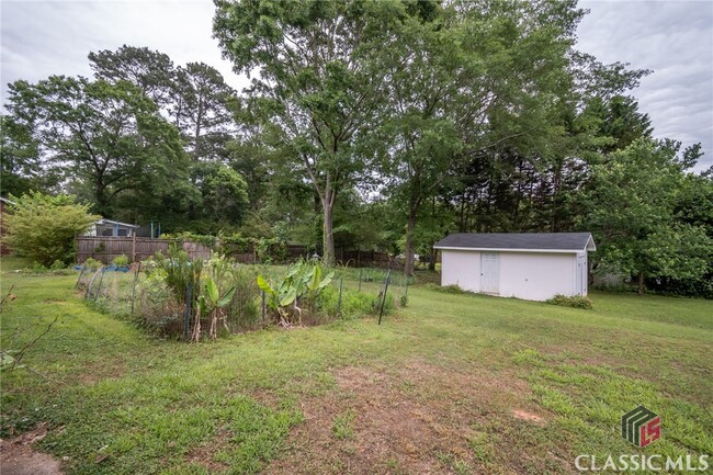 Building Photo - 1500 Crooked Creek Rd