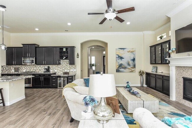 Building Photo - 13209 Dartmoor Terrace Dr