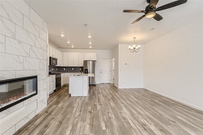 Building Photo - Single Family 3 Bed, 3 Bath Paired-Home in Anthology, Parker!