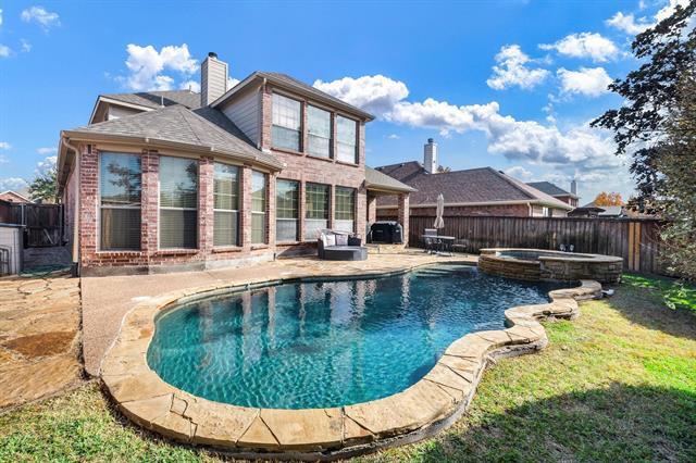 Building Photo - 6965 Shoreview Dr