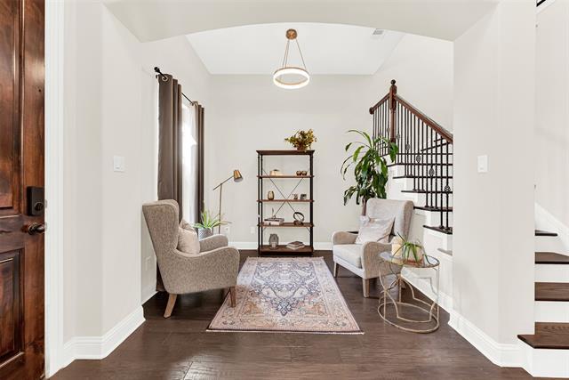 Building Photo - 4697 Edith St