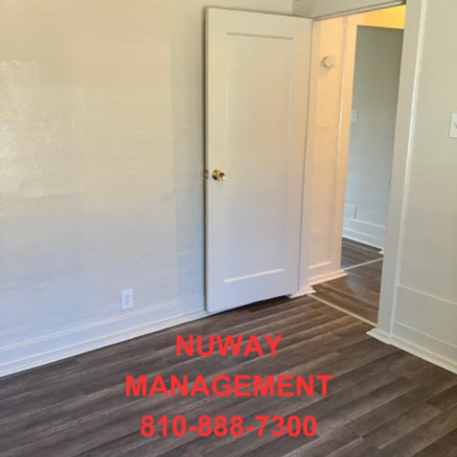 Building Photo - 810-888-7300