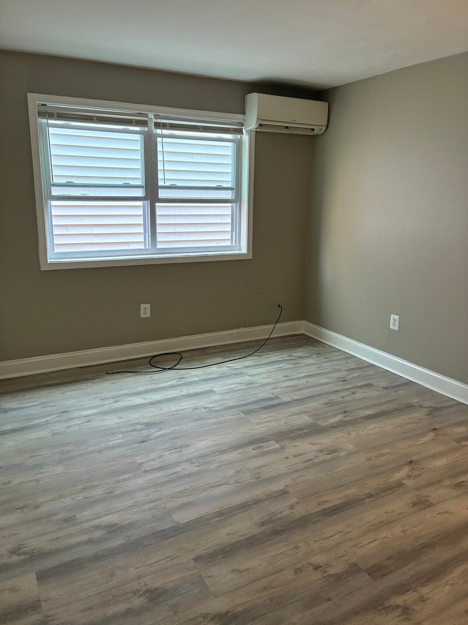 Building Photo - 4919 A St SE