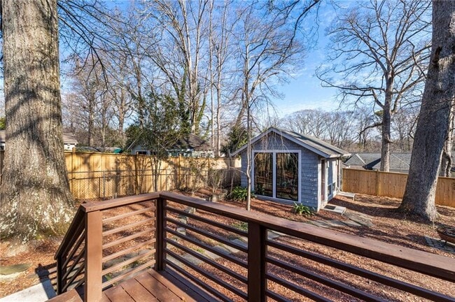 Building Photo - 212 Geneva St