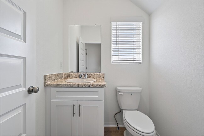 Building Photo - 6802 SW Dignity Ave