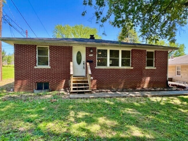 Primary Photo - 1216 Hathaway Ave