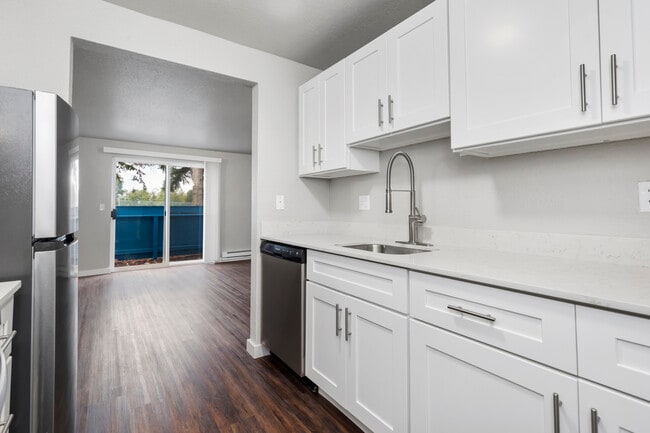 Building Photo - Westmont Apartments