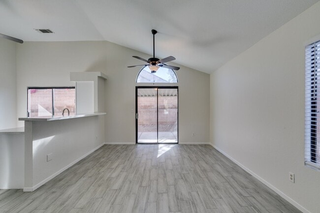 Building Photo - Beautifully Upgraded 3BD/2BA Home in Henderson’s Green Valley
