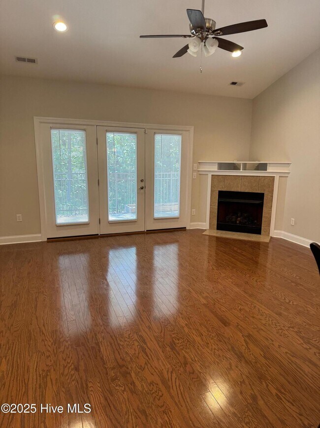 Building Photo - 15 Elk Ridge Ln