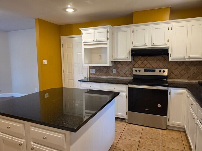 Building Photo - Great 3BR 2BA Find in Pleasant Tree Neighborhood!