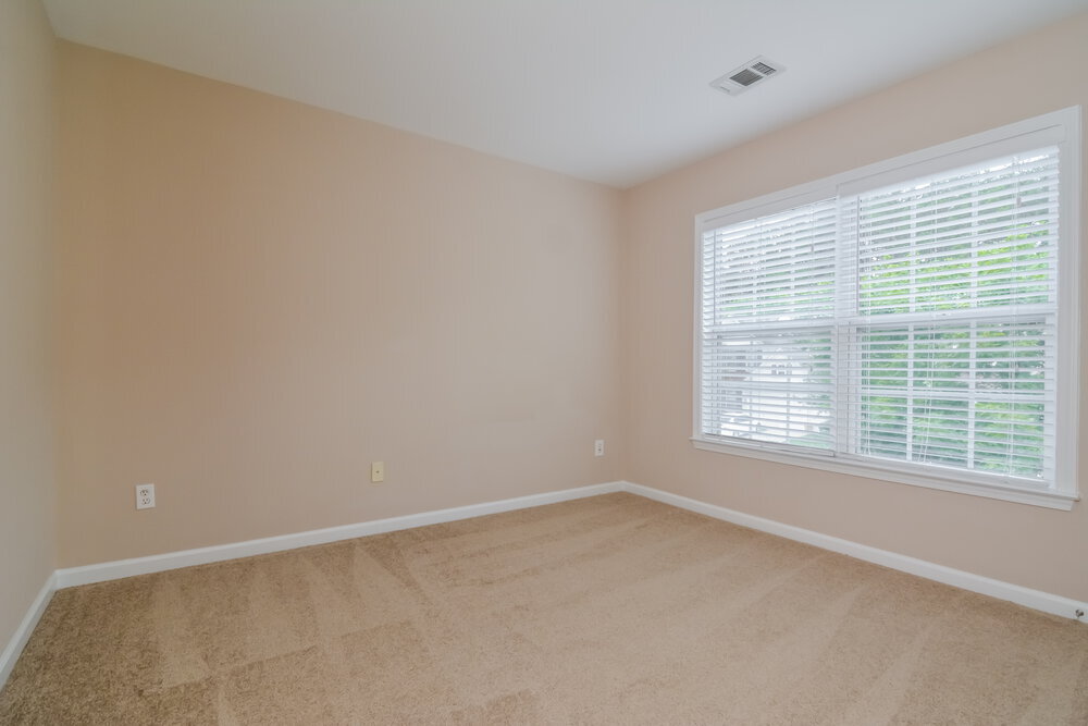 Building Photo - 6300 Whirlaway Dr