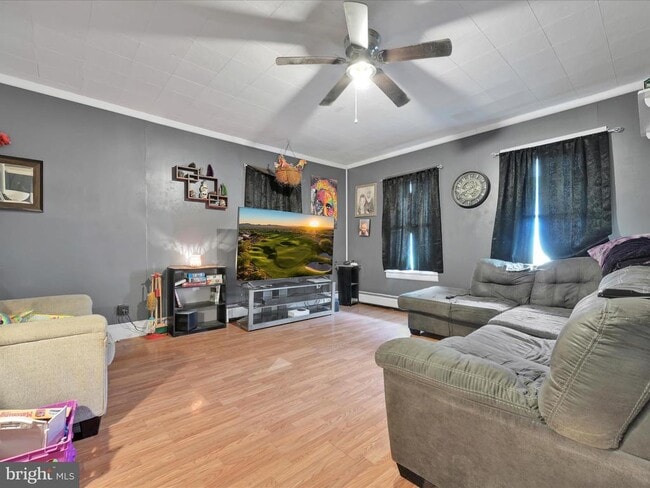 Building Photo - 211 Lincoln Ave