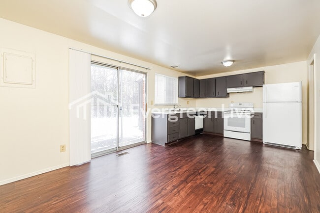 Building Photo - Coming Soon!