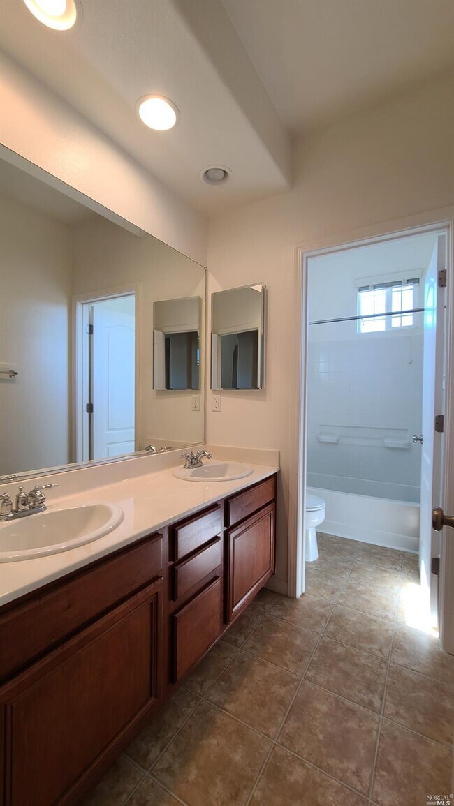 Building Photo - 5018 Brown Ln