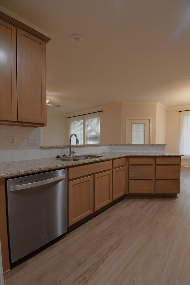 Building Photo - 6067 Hamilton Mdws Wy