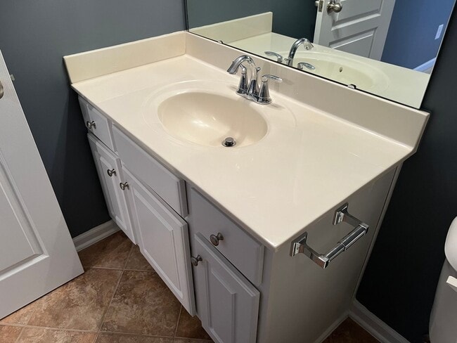 Building Photo - 10117 Falls Meadow Ct