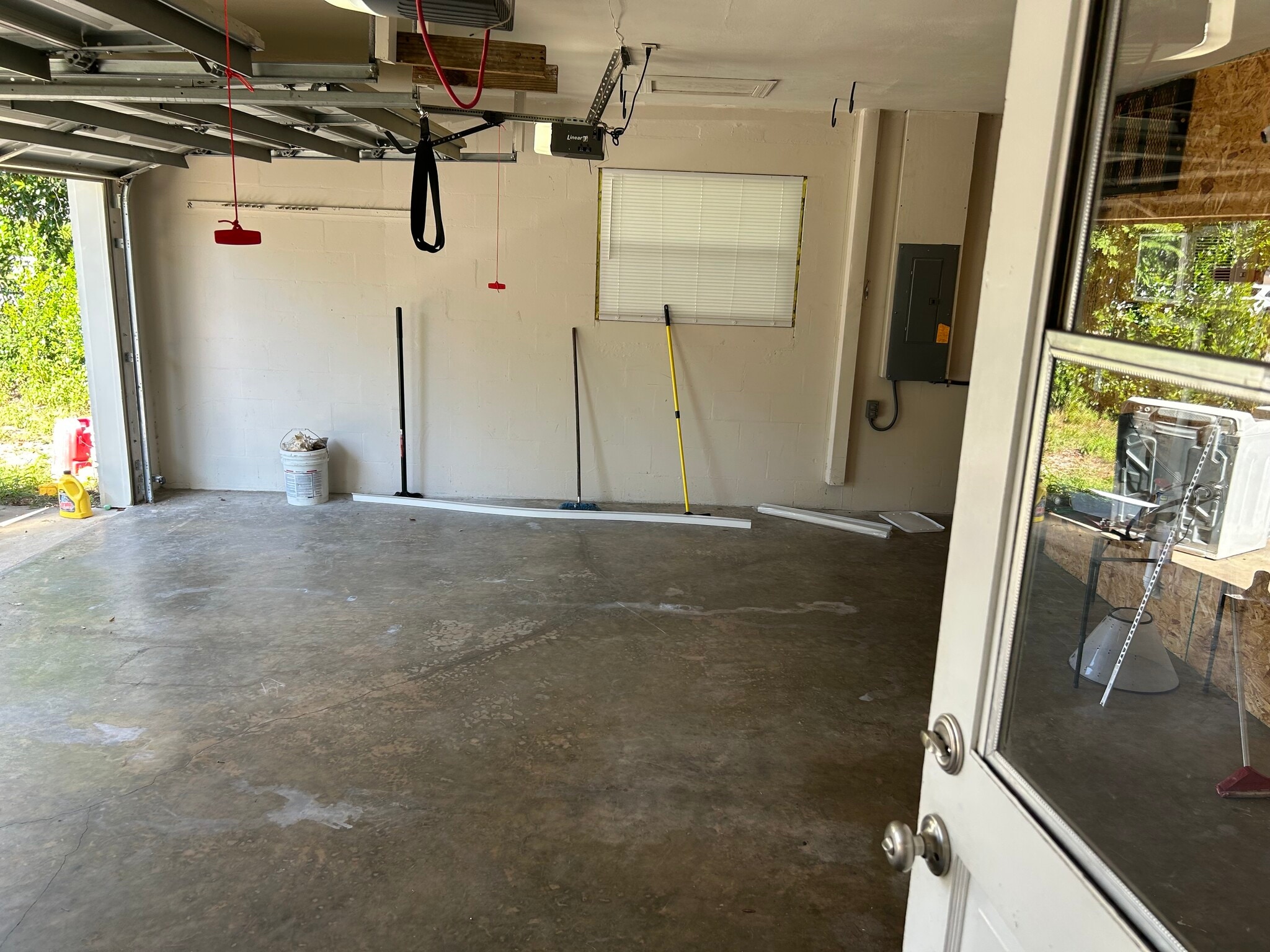 Building Photo - 108 Frances Dr