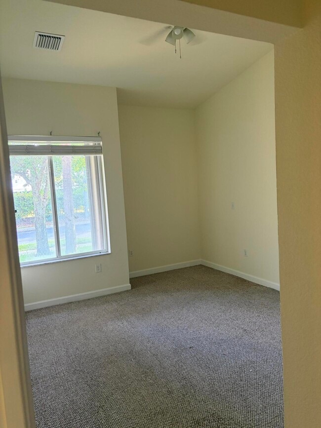 Building Photo - 4171 Gulfstream Rd