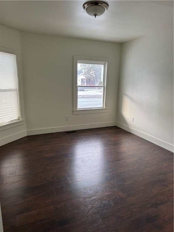 Building Photo - 210 Conhocton St