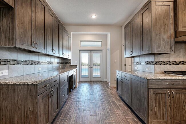 Building Photo - 126 Russet Trl