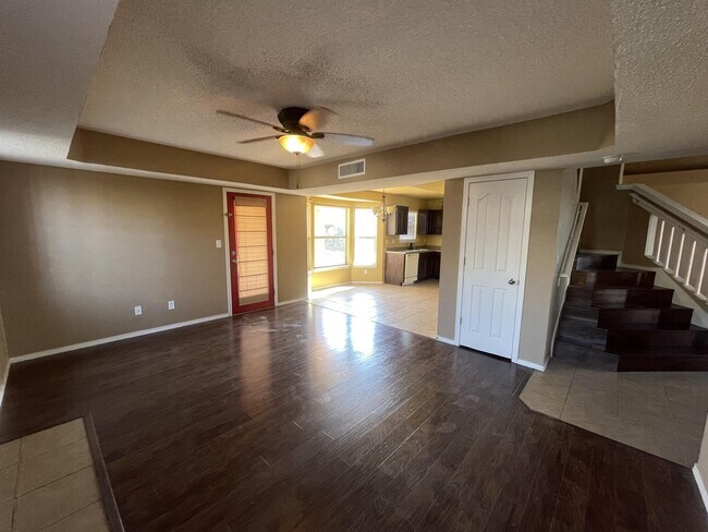 Building Photo - 14201 Pacific Point Dr