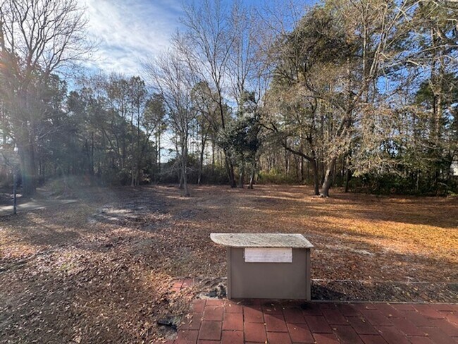 Building Photo - Piner Road