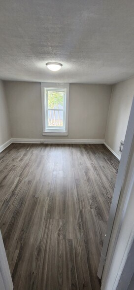 Building Photo - 8615 Aitken Ave