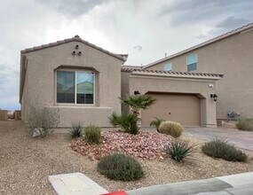 Building Photo - Fully Furnished Designer Home in Guard-Gated Rhodes Ranch – Short-Term Luxury Rental